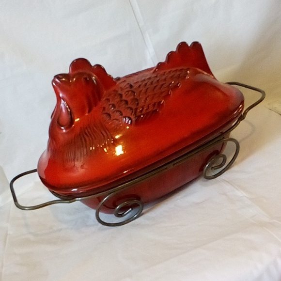 Vintage Other - Rooster bakeware Italian pottery Tabularasa 4 quart on metal rack EUC